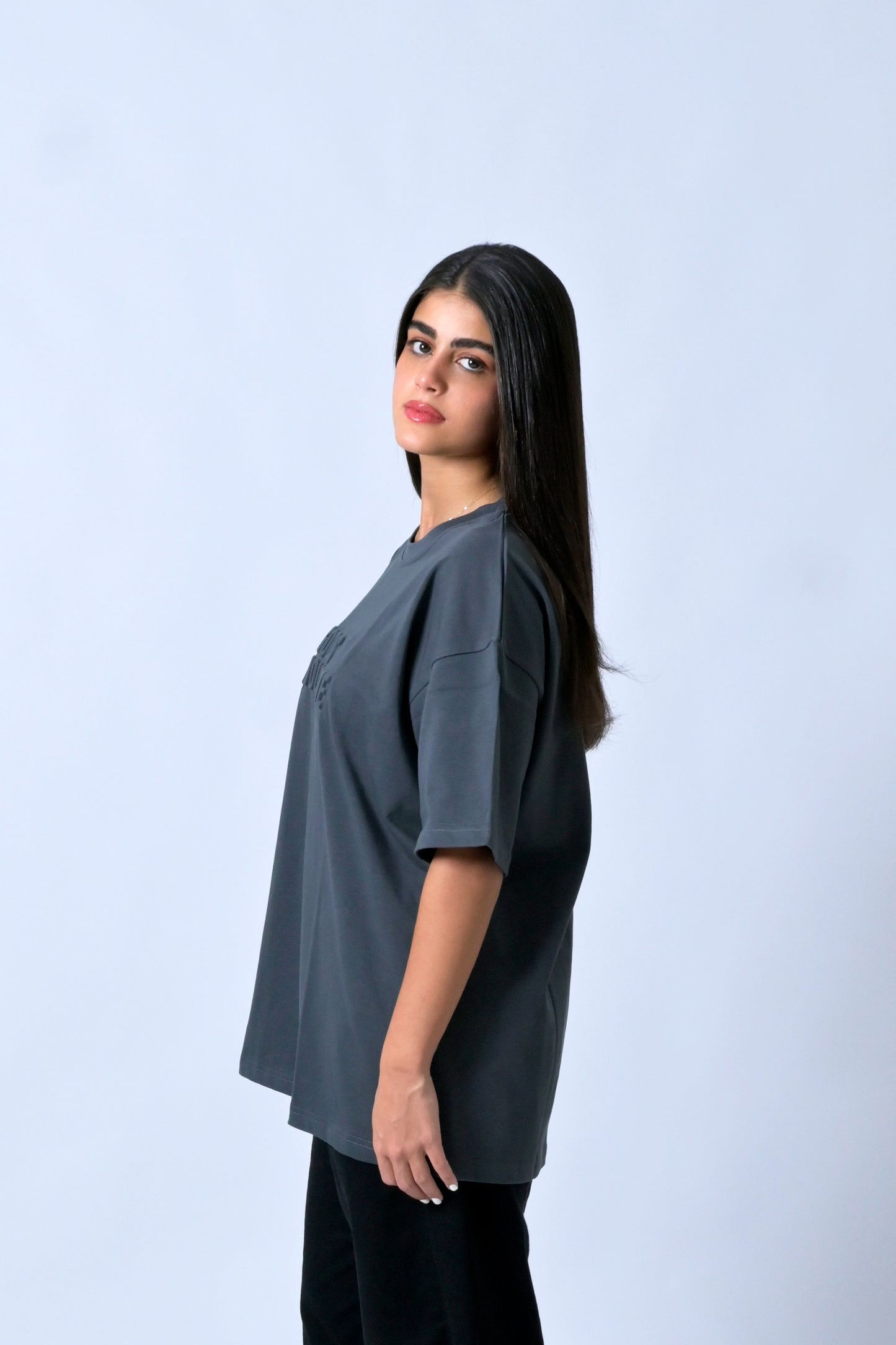 Montaigne Grey